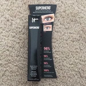 It cosmetics superhero mascara
